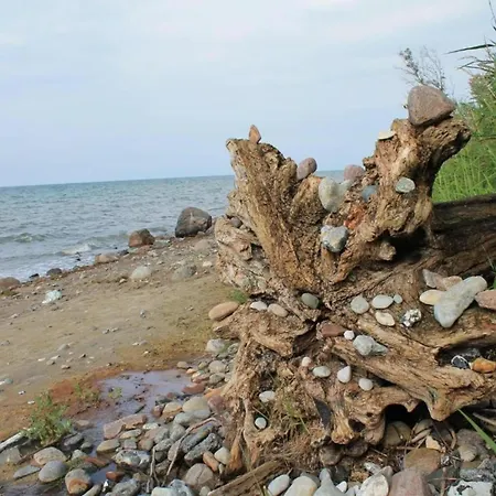 Prázdninový dům Modern In Brusow With Roofed Terrace