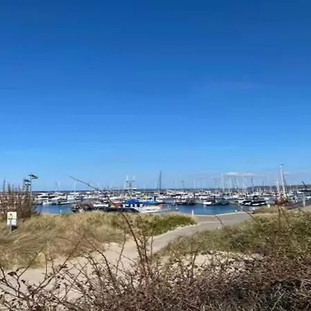 בית נופש Modern In Brusow With Roofed Terrace Kröpelin