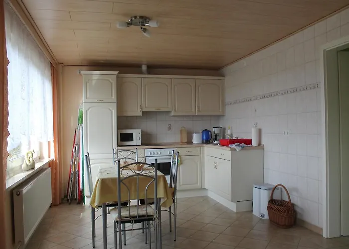 度假居 Modern In Brusow With Roofed Terrace *