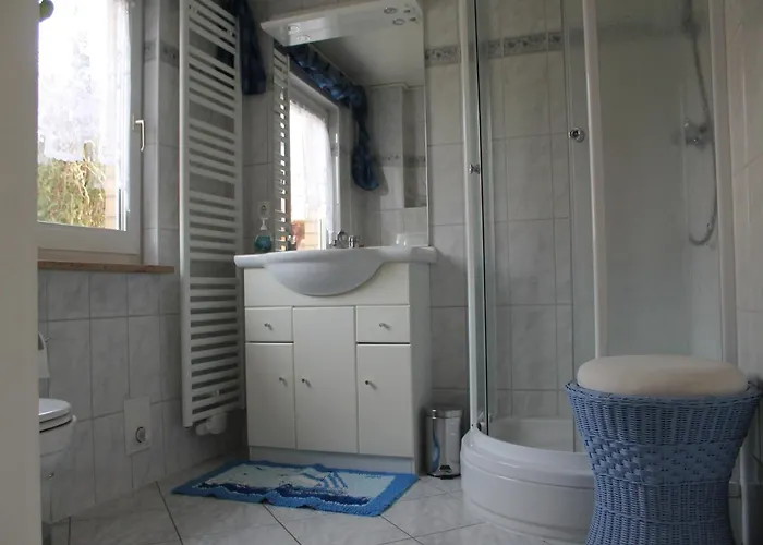 Modern In Brusow With Roofed Terrace 度假居 Kröpelin